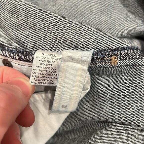 Ann Taylor LOFT Women's Low Rise Modern Flare Jean Dark Wash Size 8 - Picture 10 of 12